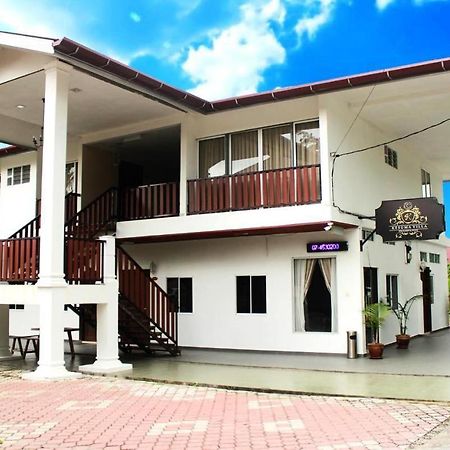 New Kesuma Villa Exclusive Stay Parit Raja Exteriör bild